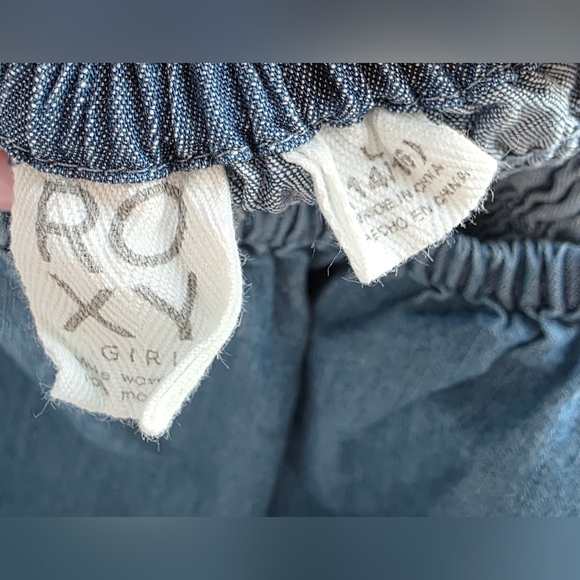 Roxy Girls Smocked Denim Dress Size 14/16 Coastal Cowgirl Boho Mini - Picture 5 of 9